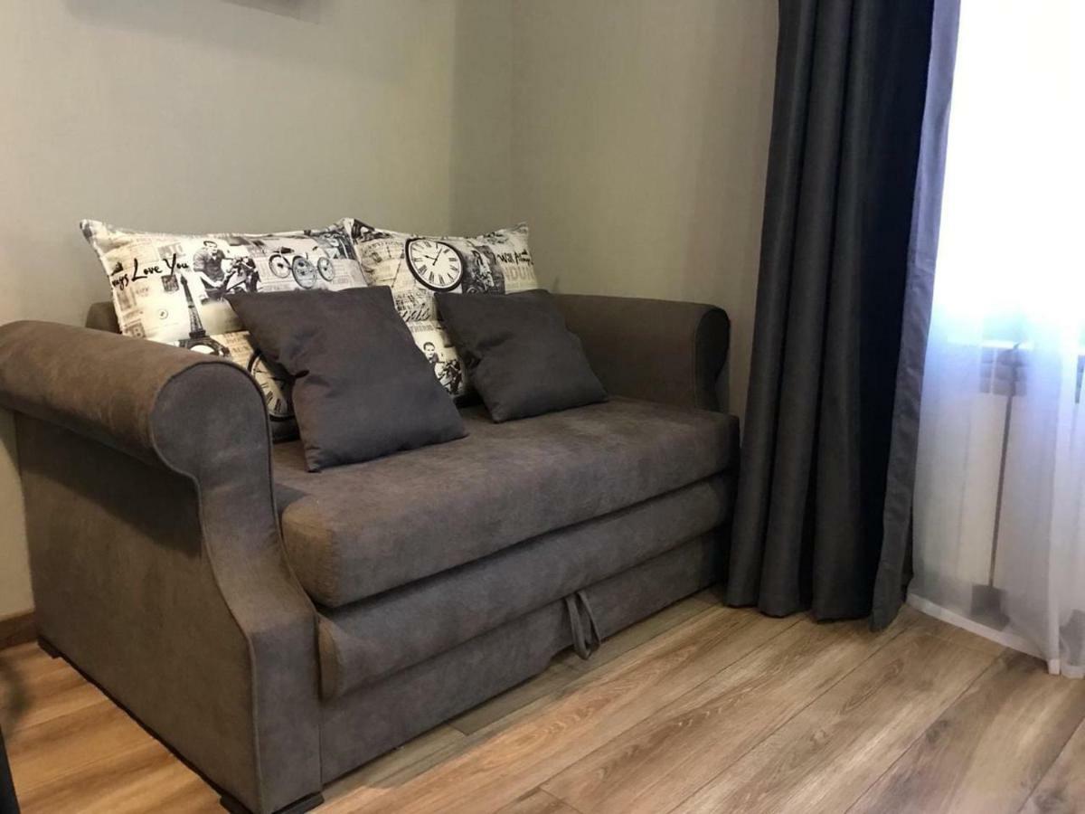 New Appartment-Studio Іn The Center Of Lviv Bagian luar foto